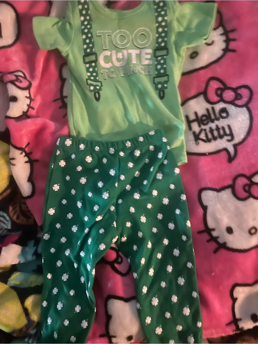 Green "Too Cute to Pinch" Baby Outfit - Clover Print Pants